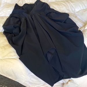 Alembika size 1 black stretchy artsy handkerchief hem with ballon pockets